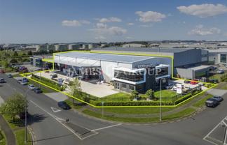 2,200m² Stonehill Business Park Facility