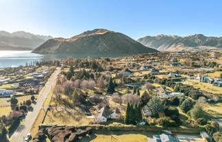 261 Beacon Point Road, Wanaka