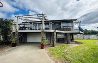 17A Buffalo Beach Road, Whitianga