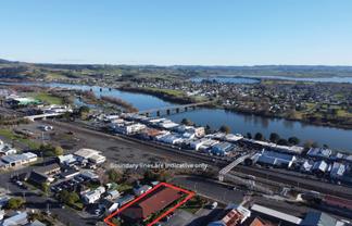Huntly Office - Govt. Tenant + 450 sqm vacant
