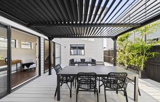 144 Hobsonville Road, Hobsonville