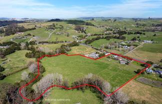386 Otaika Valley Road, Otaika