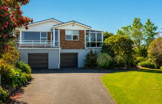 36 Swan Road, TE KAUWHATA