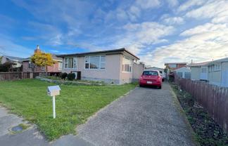 11 Aileen Place, Upper Riccarton