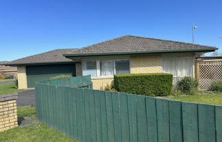 13/72 Swanson Road, Henderson