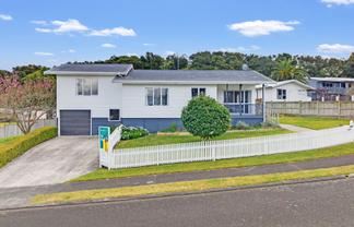 1 Birch Hill Place, Dinsdale
