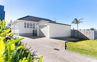 62 Howe Street, Howick