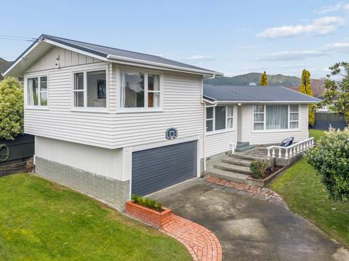 36 Mcdonald Street, Taita