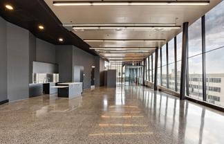 STUNNING COST-EFFECTIVE OFFICE WITH EIGHT PARKS
