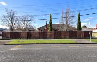 1 Field Street, Silverstream