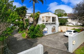 6 Burns Avenue, Takapuna