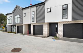 2/1 North Ridge Drive, Rototuna North