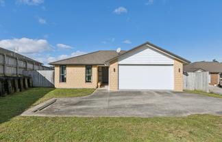 16 Manuka Road, Huntly