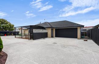 20 Cinnamon Road, Mangere