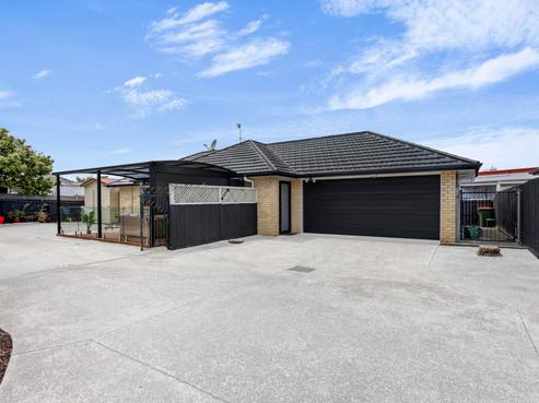 20 Cinnamon Road, Mangere