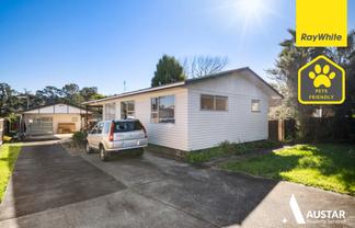 77 Riverpark Crescent, Henderson