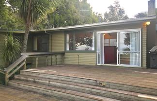 43 Tane Road, Laingholm
