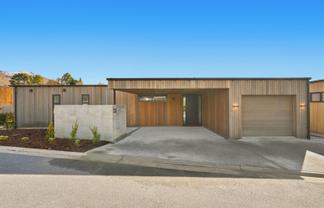 11 Fern Burn Close, Wanaka
