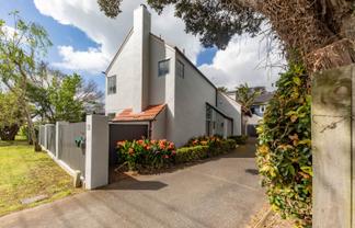 2/131 Portland Road, Remuera