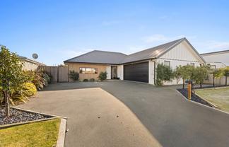 33 Te Hurunui Drive, Pegasus
