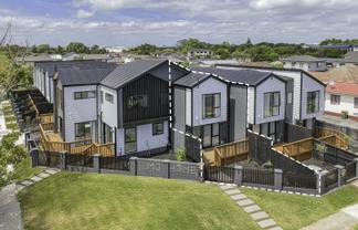 7/460 Massey Road, Mangere East