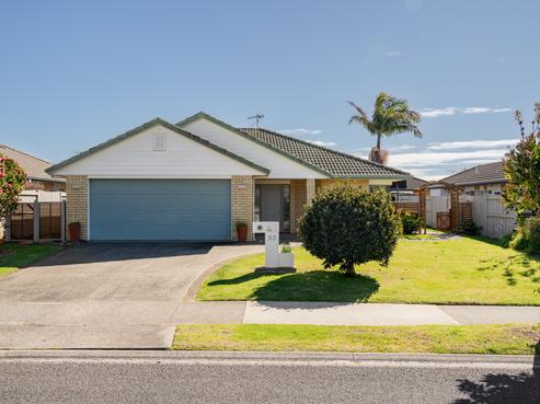 33 The Gardens Drive, Papamoa