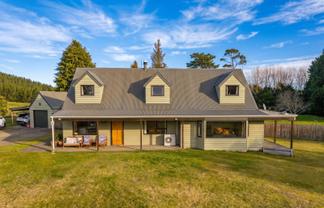 2265 State Highway 49, Rangataua