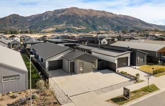 10 Waddell Street, Lake Hawea