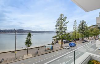 3C/236 Oriental Parade, Oriental Bay