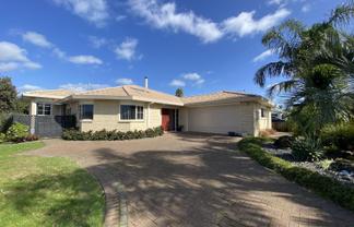 18 Waru Nui Court, Orewa