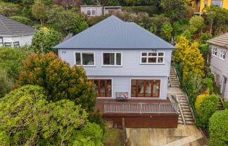 129 Cockayne Road, Khandallah