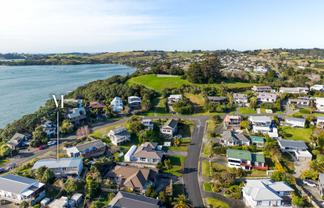 38 Fidelis Avenue, Snells Beach
