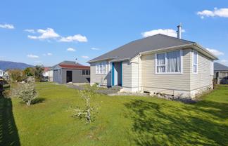 2 Gothard Place, Westport