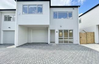 8C Imatra Place, Sunnyhills
