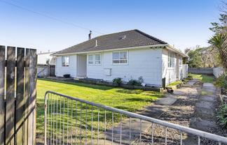 18 Acourt Street, Hawera