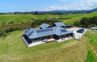 9 Whangaruru Wharf Road, Oakura Coast