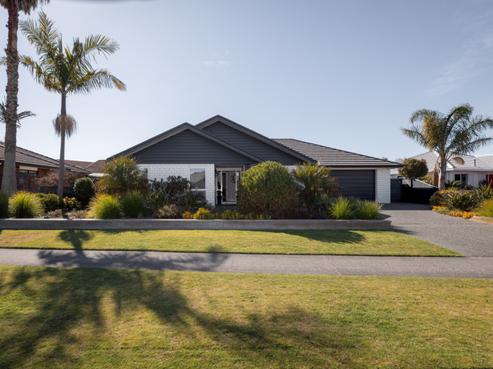 37 Santa Monica Drive, Papamoa