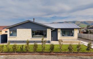 7 Andrew Street, Waimate