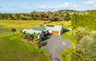 10 Lily Pond Lane, Paihia