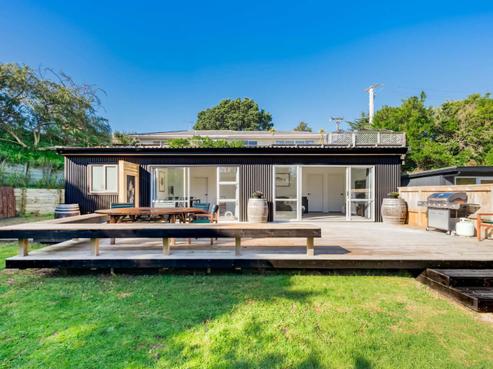7 Martin Road, Paraparaumu Beach