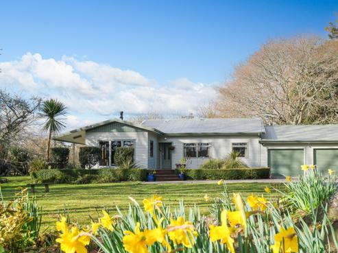 261 Twist Road, Ngakuru