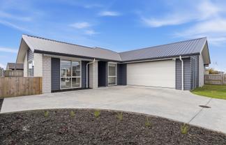 221 Te Okuroa Drive, Papamoa