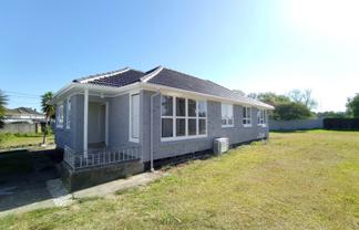 7 Sandbrook Avenue, Otara