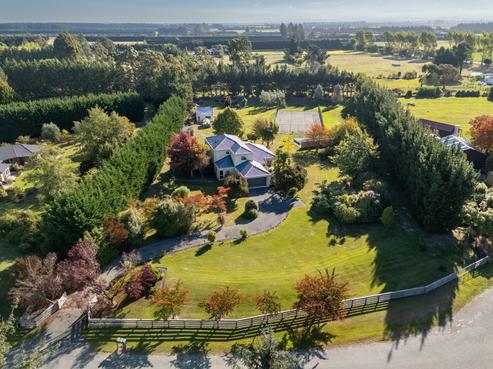 9 Faith Place, West Melton