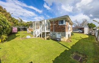 28 Landscape Road, Papatoetoe