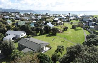 109 Titoki Place, Matarangi