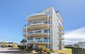 3/90 Customhouse Street, Gisborne