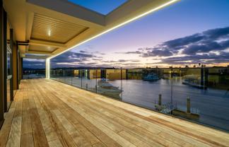 21 Fred Carr Place, One Tree Point