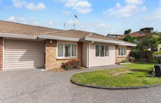 10/43 Fruitvale Road, New Lynn