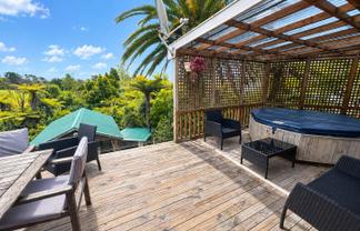 2/18A Robson Street, Mount Roskill